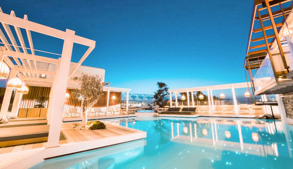 5 stars Hotels Mykonos | Rooms | Luxury Suites